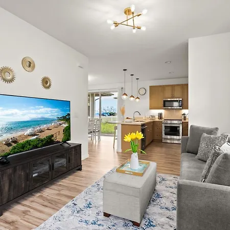 @Marbella Lane-Stunning Oc + Mt Views In Each Room